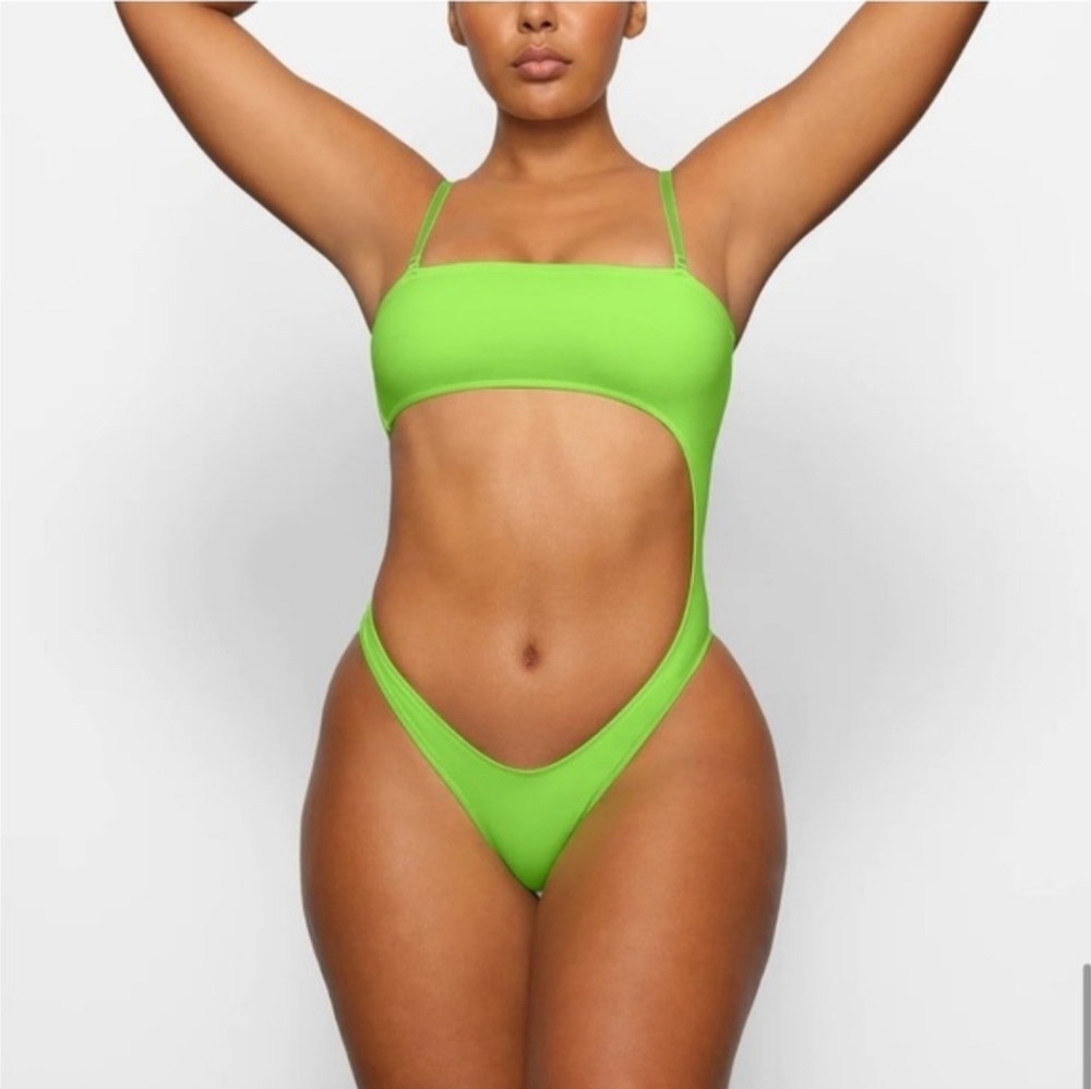 Skims NWT! Swim Monokini Strapless Bikini Neon Green